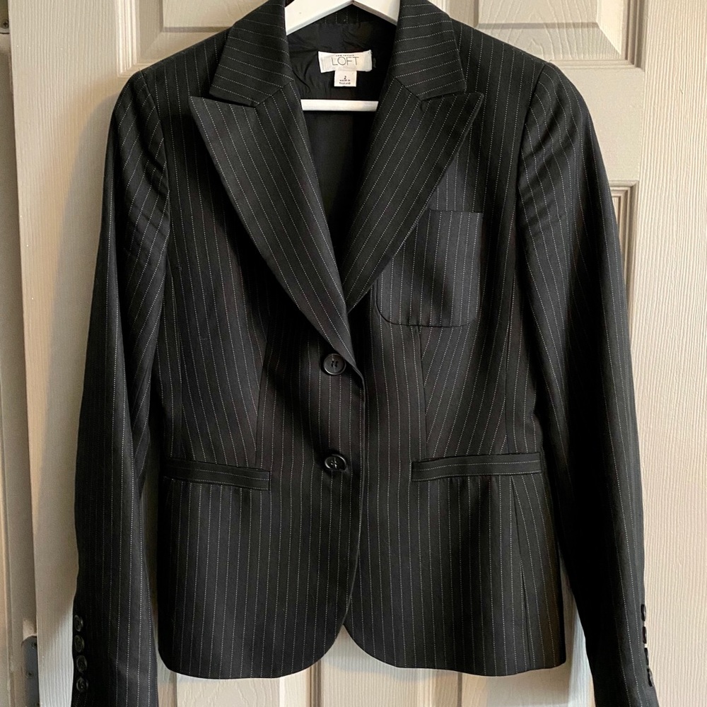 ANN TAYLOR LOFT black 2 button striped blazer
